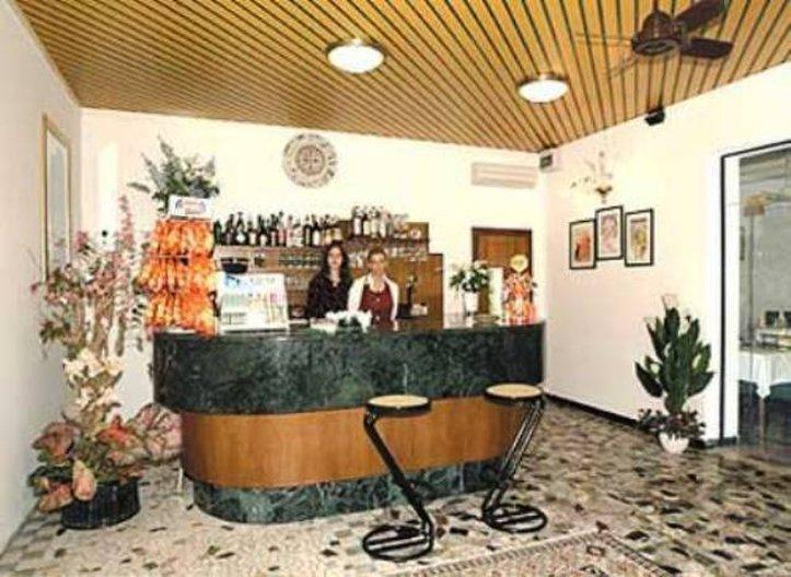 Hotel Ragno 리도 디 예솔로 외부 사진